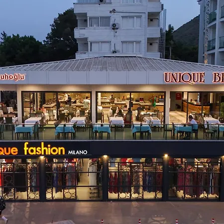 Class Unique Hotel