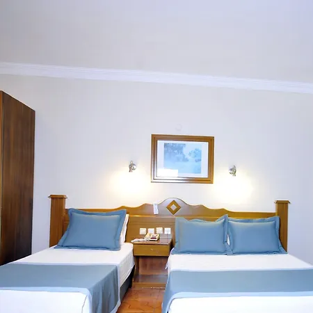 Class Hotel