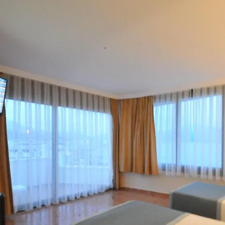 Class Hotel 3*