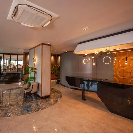 Class Unique Hotel 3*